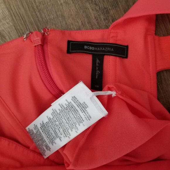 Sz 8 BCBGMaxAzria Joy Cutout Gown Dress in Ambrosia (Coral) with Chiffon Skirt - Picture 5 of 12